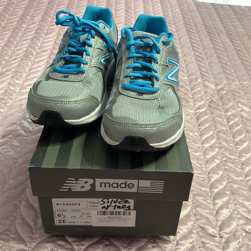 New Balance 1540V3 W1540SP3 Athletic Running Sneakers Gray Blue 6.5 2E